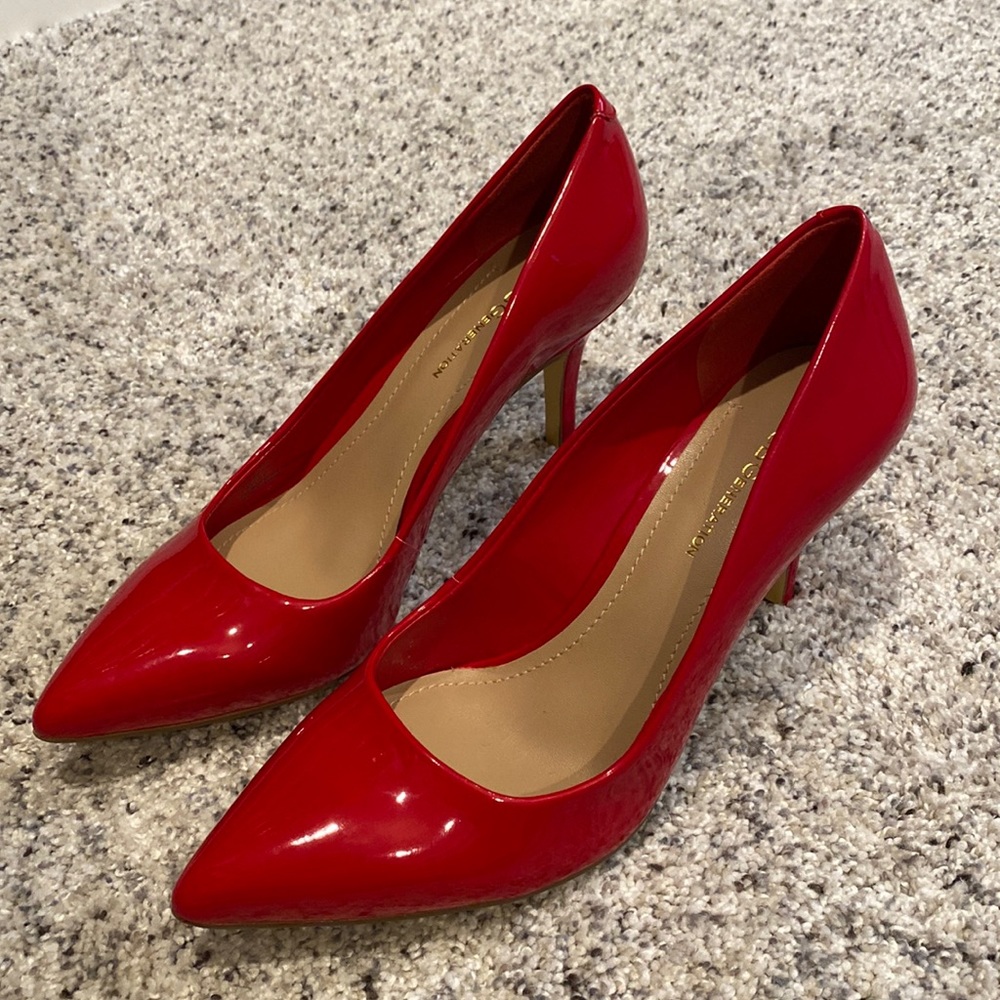 BCBG generation red patent pumps heels Gaminkh-x 7
